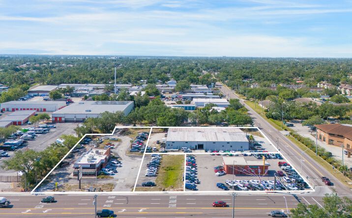 Pictures of Industrial property located at 4000 Bee Ridge Rd, Sarasota, FL 34233, 4020 Bee Ridge Rd, Sarasota, FL 34233, 3921 Sawyer Road, Sarasota, FL null for sales - image #1