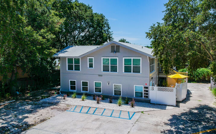 Pictures of Multifamily property located at 7420 5th Ave N, St. Petersburg, FL 33710 for sales - image #1