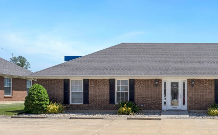 Pictures of Office property located at 282 Southwoods Dr, Columbia, IL 62236 for sales - image #1
