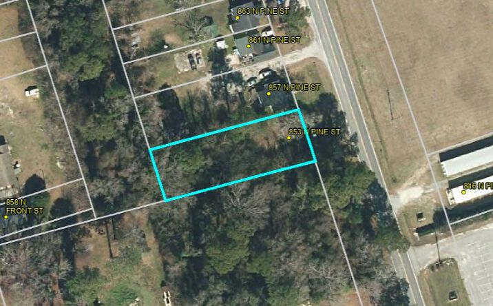 Pictures of Land property located at 853 N Pine St, Warsaw, NC 28398 for sales - image #1