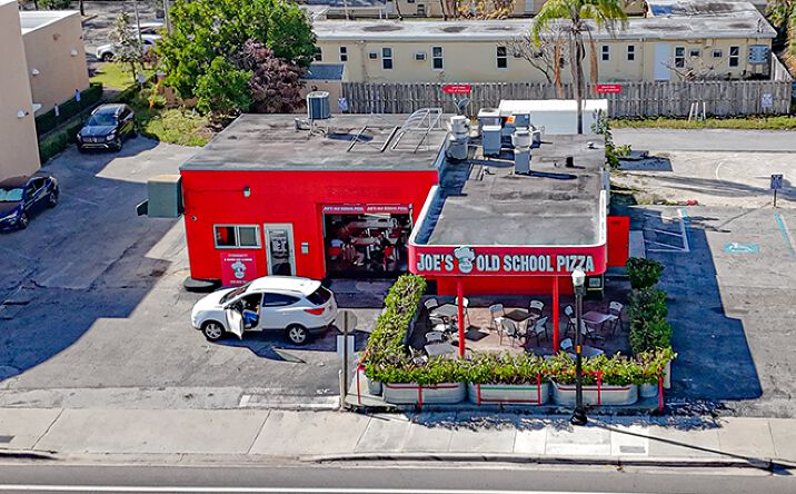 Pictures of Retail property located at 1090 North Federal Highway, Hollywood, FL 33020 for sales - image #1