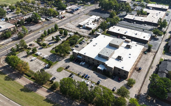 Pictures of Office property located at 3971 Knight Arnold Rd, Memphis, TN 38118 for sales - image #1