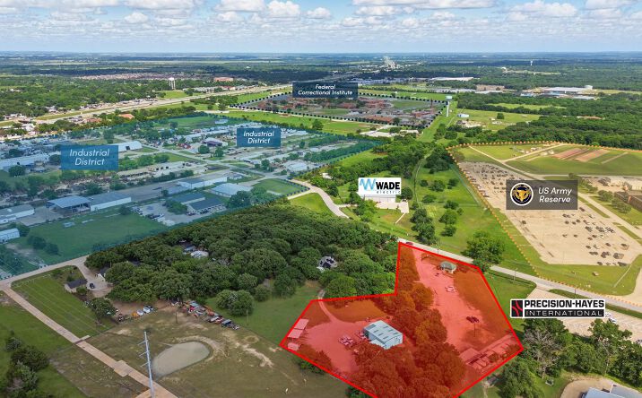 Pictures of Industrial property located at 610 W Simonds Rd, Seagoville, TX 75159 for sales - image #1
