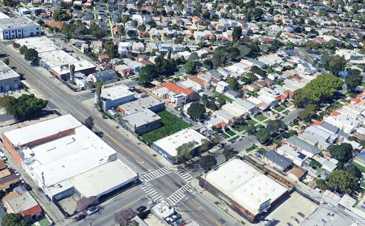 Pictures of Land property located at 4607 W Jefferson Blvd, Los Angeles, CA 90016 for sales - image #1