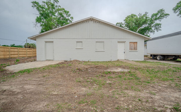 Pictures of Land property located at 2401 N E St, Pensacola, FL 32501 for sales - image #1