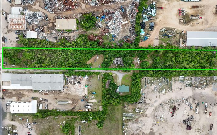 Pictures of Industrial property located at 1137 1/2 E 15th Street, Panama City, FL 32405 for sales - image #1