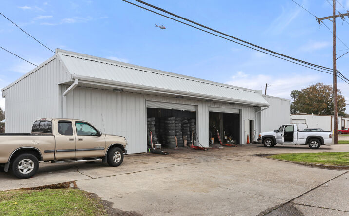 Pictures of Business for Sale, Mixed Use, Retail property located at 3232 General Meyer Ave, New Orleans, LA 70114 for sales - image #1