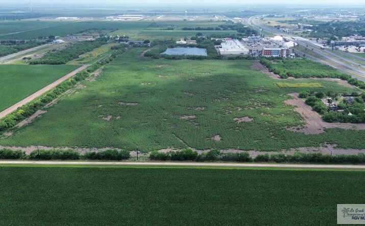 Pictures of Land property located at 57.649 ACRES Expressway 77, Raymondville, TX 78580 for sales - image #1