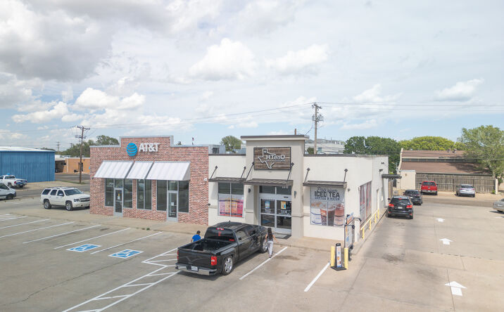 Pictures of Retail property located at 201 S Dumas Ave, Dumas, TX 79029 for sales - image #1