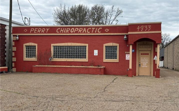 Pictures of Office property located at 4933 Tuscarawas St W, Canton, OH 44708 for sales - image #1