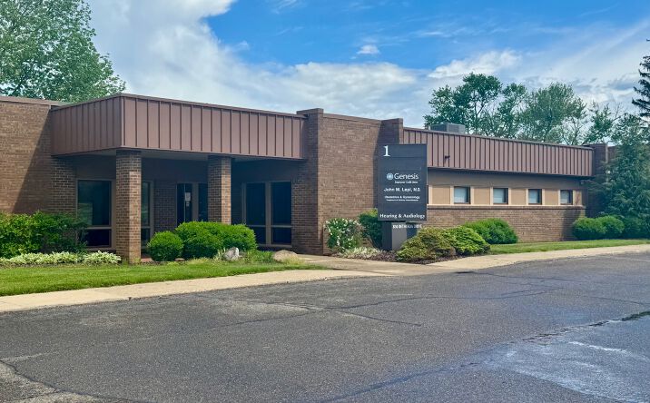 Pictures of Office property located at 830 Bethesda Dr, Zanesville, OH 43701 for sales - image #1