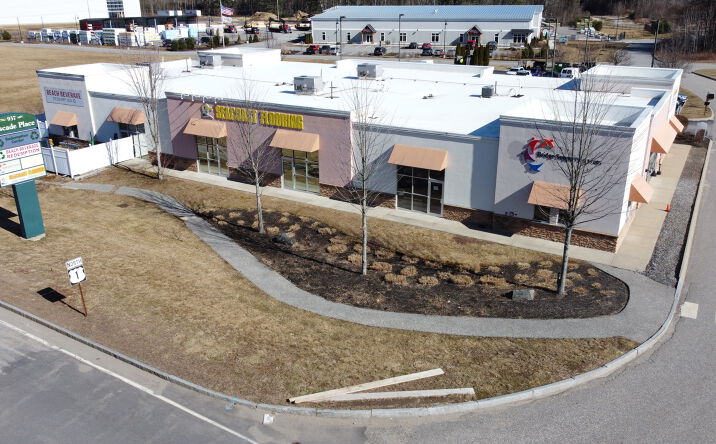 Pictures of Retail property located at 937 Portland Rd, Saco, ME 04072 for sales - image #1