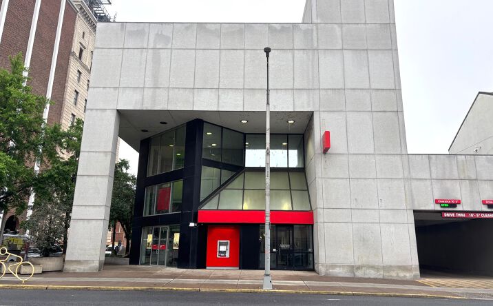 Pictures of Retail property located at 231 N 2nd St, Harrisburg, PA 17101 for sales - image #1