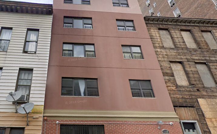 Pictures of Multifamily property located at 19 E 204th St, The Bronx, NY 10468 for sales - image #1