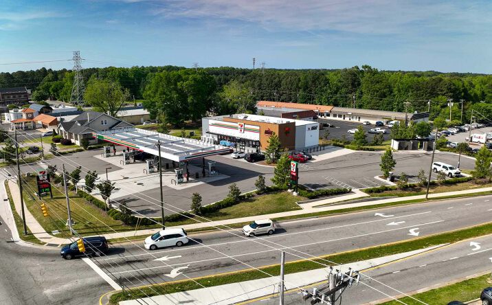 Pictures of Retail property located at 1320 Benvenue Rd, Rocky Mount, NC 27804 for sales - image #1