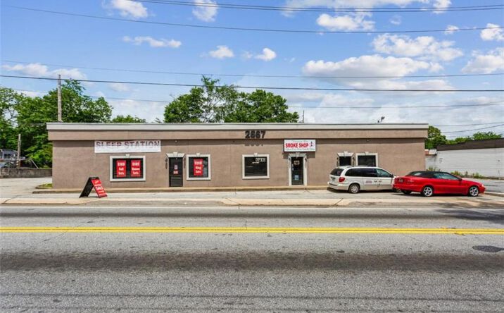 Pictures of Business for Sale, Retail property located at 2667 Donald Lee Hollowell Parkway, Atlanta, GA 30318 for sales - image #1
