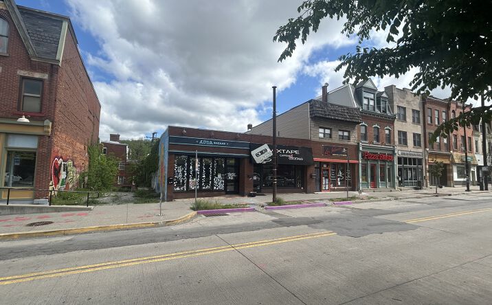Pictures of Retail property located at 4905 Penn Ave, Pittsburgh, PA 15224 for sales - image #1