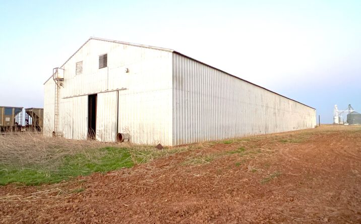 Pictures of Industrial property located at 1st St & Wilburn Ave, Hollister, OK 73551 for sales - image #1