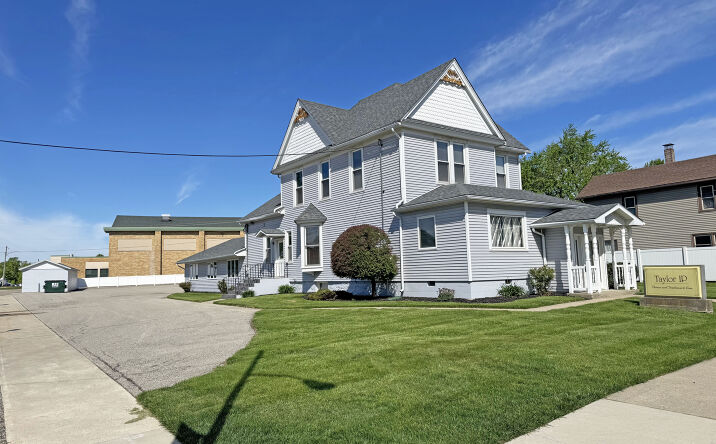 Pictures of Mixed Use, Office, Retail property located at 142 S Main St, Avilla, IN 46710 for sales - image #1