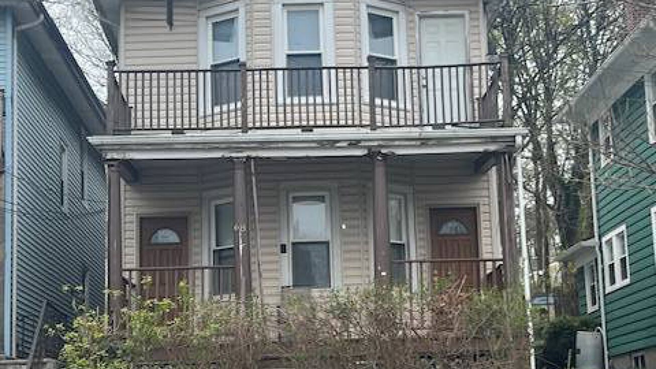 Pictures of Mixed Use property located at 68 Hendricks Ave, Staten Island, NY 10301 for sales - image #1