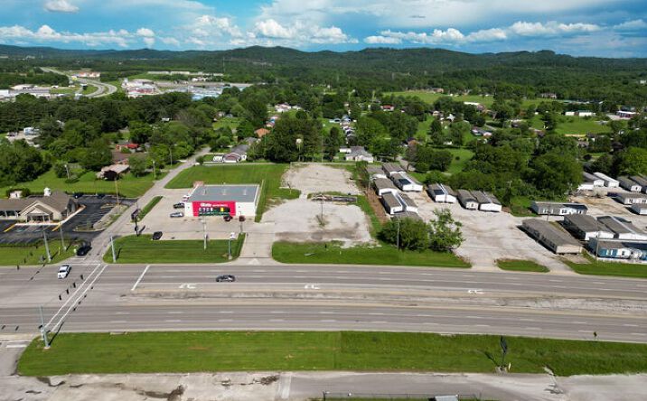 Pictures of Land property located at 4770 S Hwy 27, Somerset, KY 42501 for sales - image #1