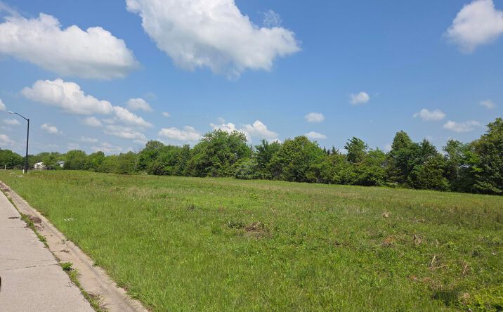 Pictures of Land property located at 845 E Colter Dr, Republic, MO 65738 for sales - image #1