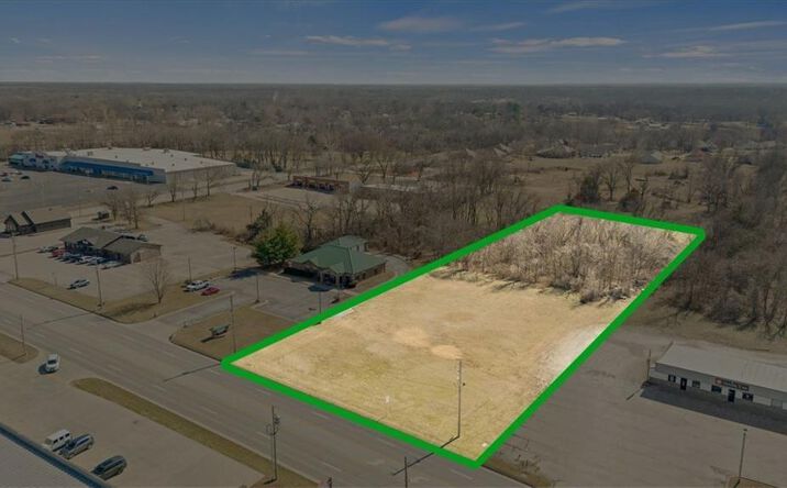 1701b W Austin Boulevard, Nevada, MO 64772 | Crexi.com