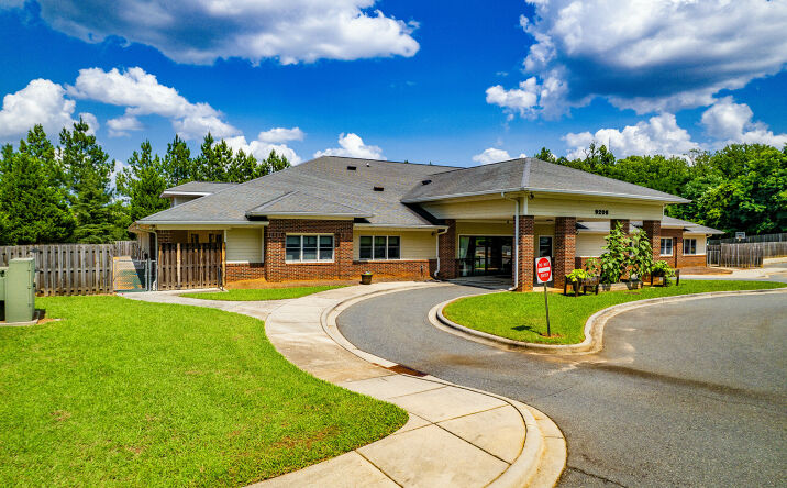Pictures of Retail, Special Purpose property located at 9206 Reames Road, Charlotte, NC 28216 for sales - image #1
