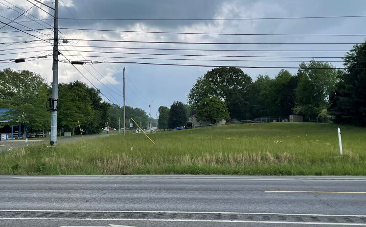 Pictures of Land property located at 201 Honeysuckle Dr, White House, TN 37188 for sales - image #1