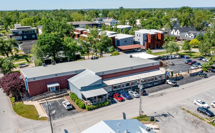 Pictures of Office, Retail property located at 406 SE 5th St, Bentonville, AR 72712 for sales - image #1