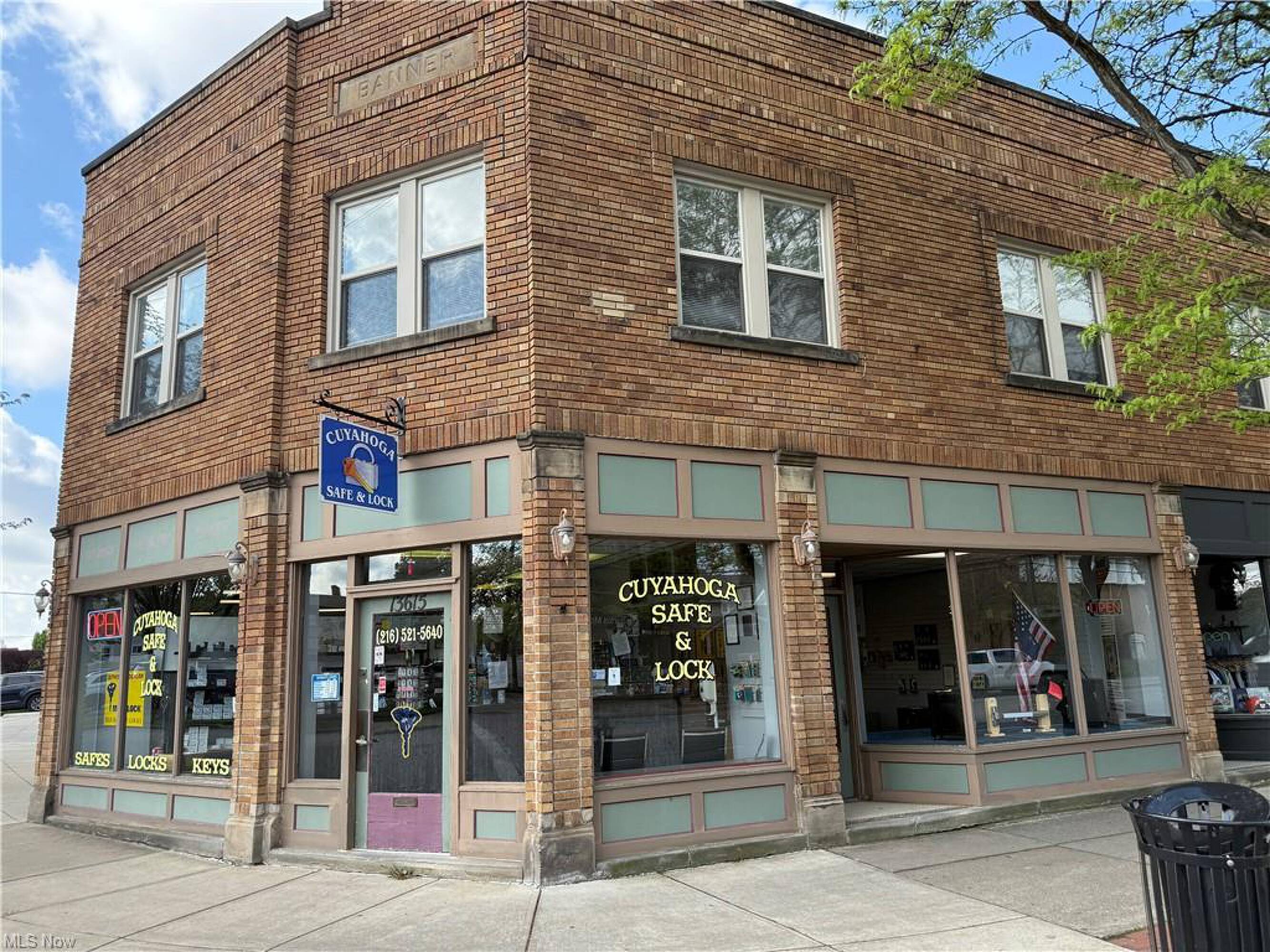 13701 Madison Ave, Lakewood, OH 44107