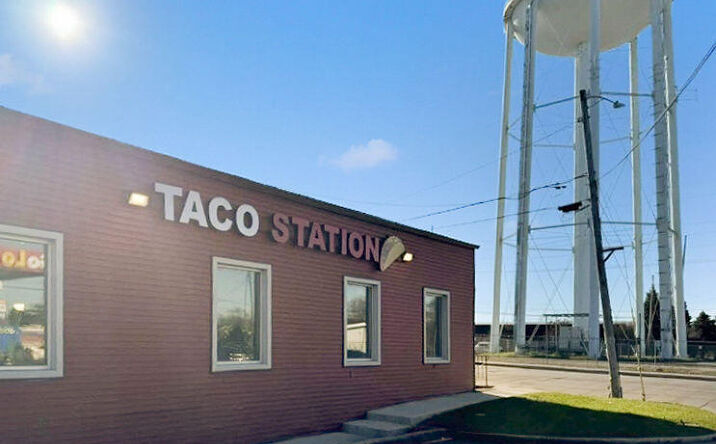 Pictures of Business for Sale, Retail property located at 3634 Central Avenue, Lake Station, IN 46405 for sales - image #1