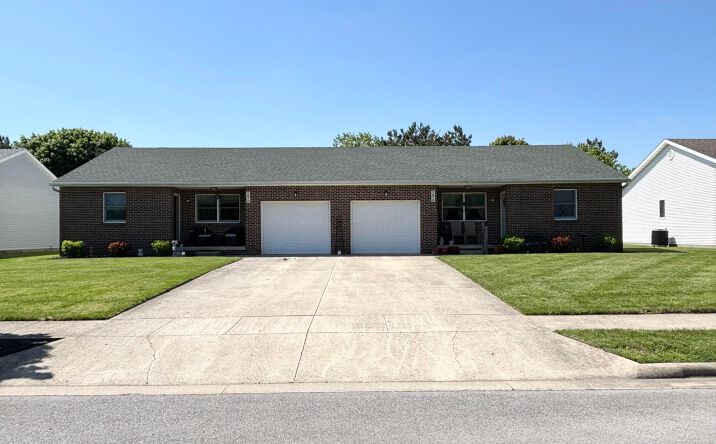 Pictures of Multifamily property located at 1950 Beacon Street, Washington Court House, OH 43160 for sales - image #1