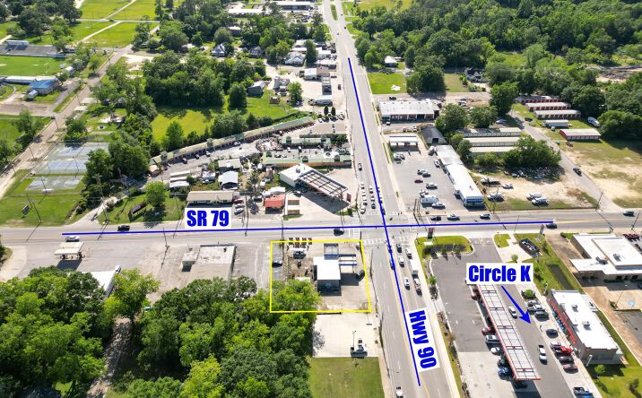 Pictures of Retail property located at 104 E Hwy 90, Bonifay, FL 32425 for sales - image #1