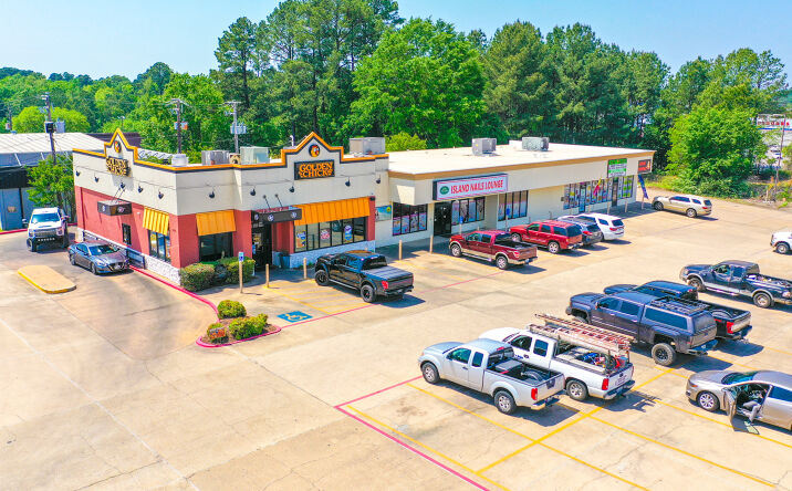 Pictures of Retail property located at 3507 McCann Rd, Longview, TX 75605 for sales - image #1