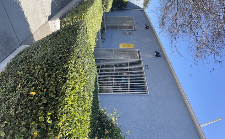 Pictures of Industrial property located at 921-923 N Logan, Santa Ana, CA 92701 for sales - image #1