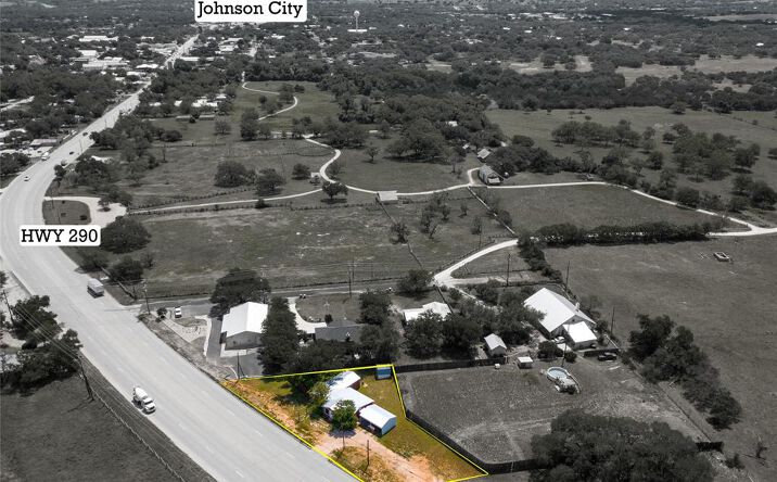 Pictures of Office, Retail property located at 603 W Main St, Johnson City, TX 78636 for sales - image #1