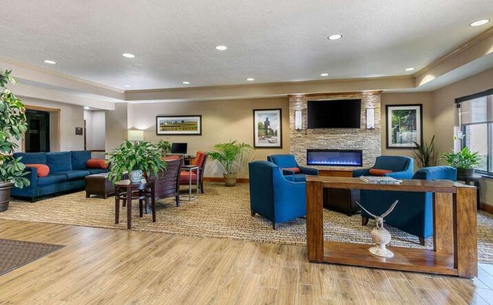 Pictures of Hospitality property located at 210 Harvey Way, Hopkinsville, KY 42240 for sales - image #1
