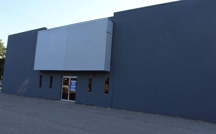 Pictures of Retail, Office property located at 607 N Rochester Road, Clawson, MI 48017 for sales - image #1