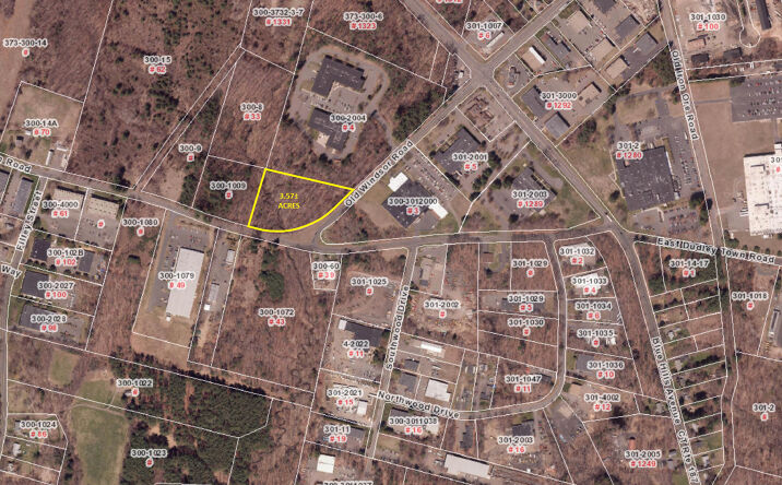 Pictures of Land property located at 40 W Dudley Town Rd, Bloomfield, CT 06002 for sales - image #1