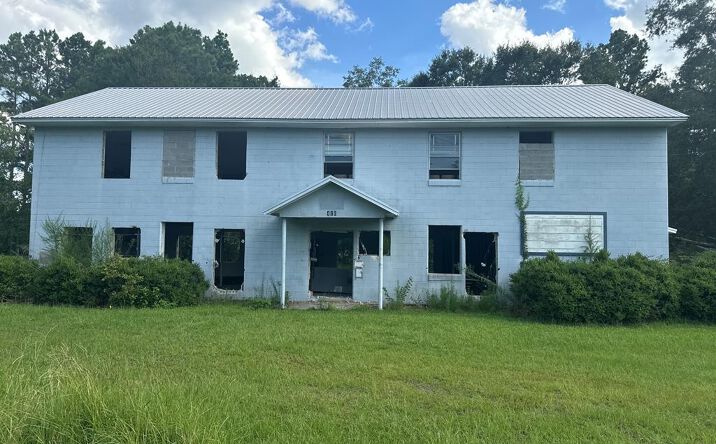 410 E Main St, Hahira, GA 31632 | Crexi.com