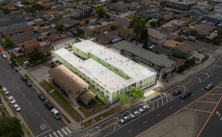 Pictures of Multifamily property located at 11204 S Broadway, Los Angeles, CA 90061 for sales - image #1