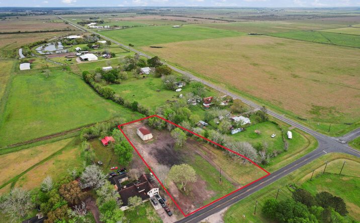 Pictures of Land property located at 3309 FM 2936, Anahuac, TX 77514 for sales - image #1