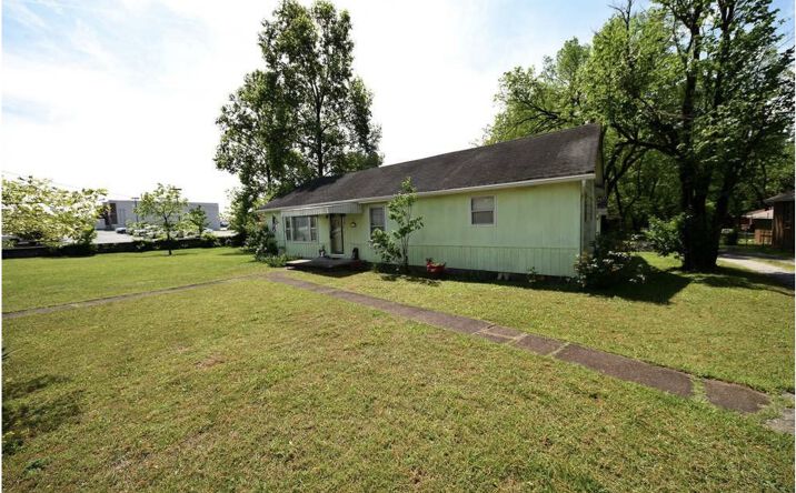 Pictures of Land, Mixed Use property located at 7306 Igou Gap Rd, Chattanooga, TN 37421 for sales - image #1