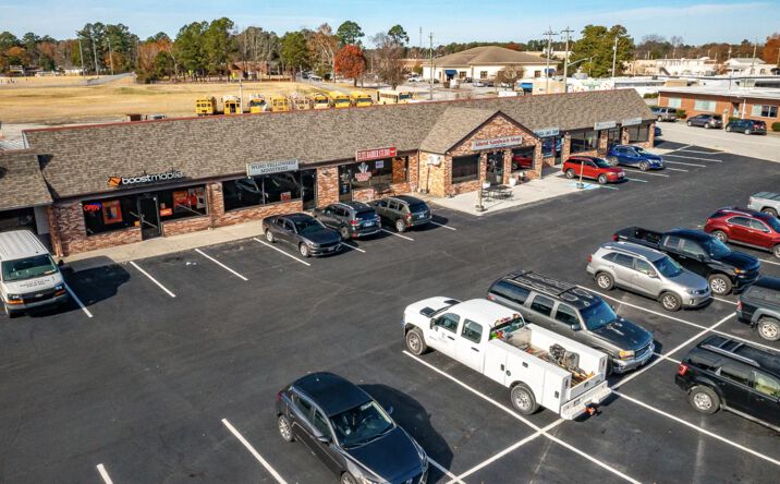 Pictures of Retail property located at 1904 Dr. M.L.K. Jr Blvd, New Bern, NC 28560 for sales - image #1