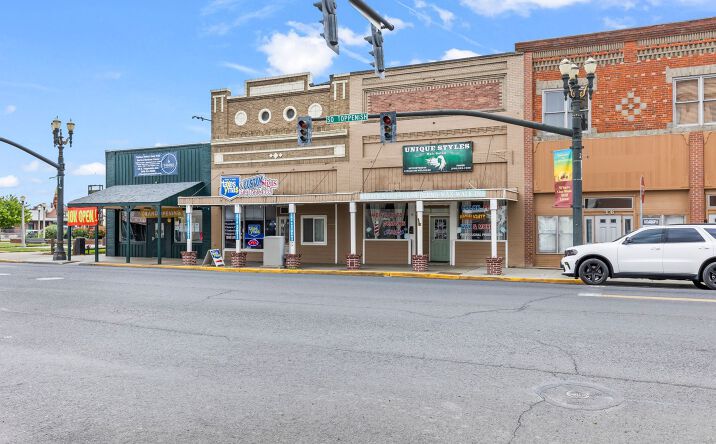 Pictures of Mixed Use property located at 14 S. Toppenish Ave., Toppenish, WA 98948 for sales - image #1
