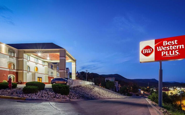 Pictures of Hospitality property located at 97 Camelot Dr, Ruidoso, NM 88345 for sales - image #1