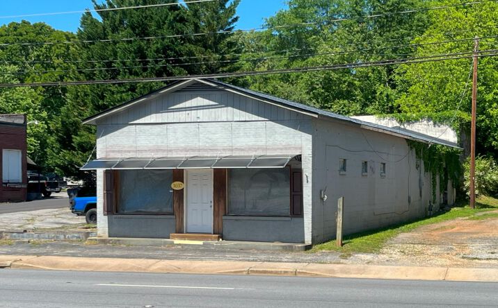 Pictures of Industrial, Retail property located at 3037 Geer Hwy, Slater-Marietta, SC 29661 for sales - image #1