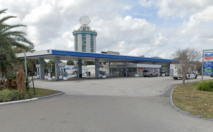 Pictures of Retail property located at 6932 S Kirkman Rd, Orlando, FL 32819 for sales - image #1