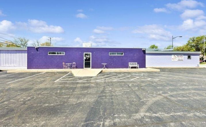 Pictures of Retail property located at 800 W Broadway Street, Bradley, IL 60915 for sales - image #1